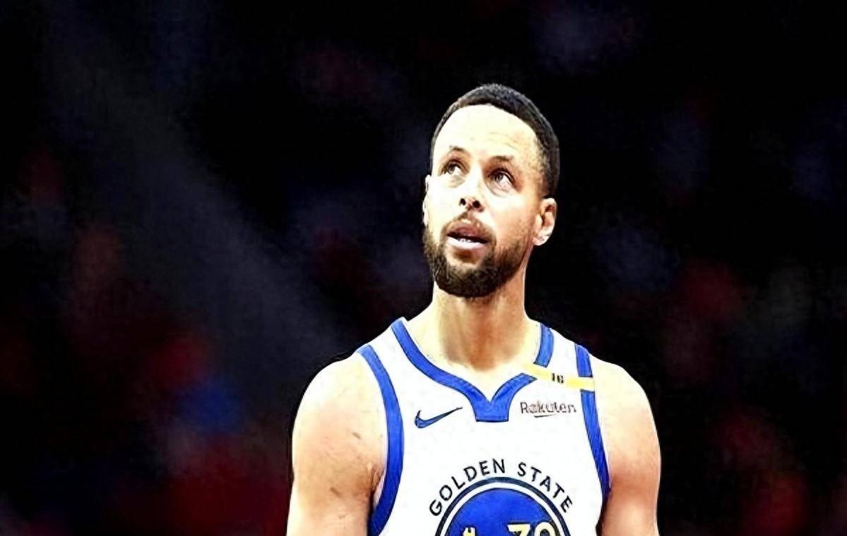 KAIYUN-库里迎来十五赛季出色发挥，阿森纳观众热烈欢呼！