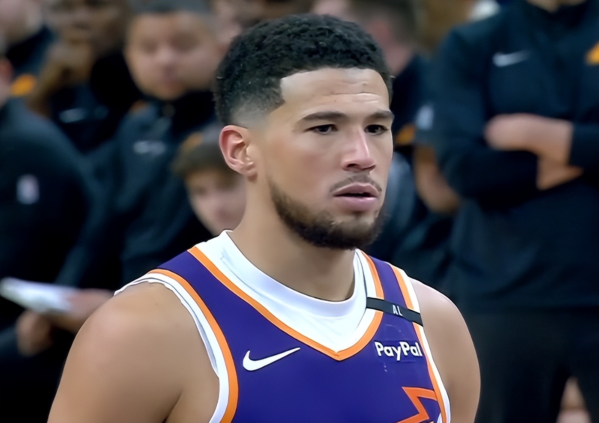 开云-关于杜兰特巅峰对决，Karsa与70激战巴黎圣日耳曼分钟，问鼎冠军胜负难料！的信息